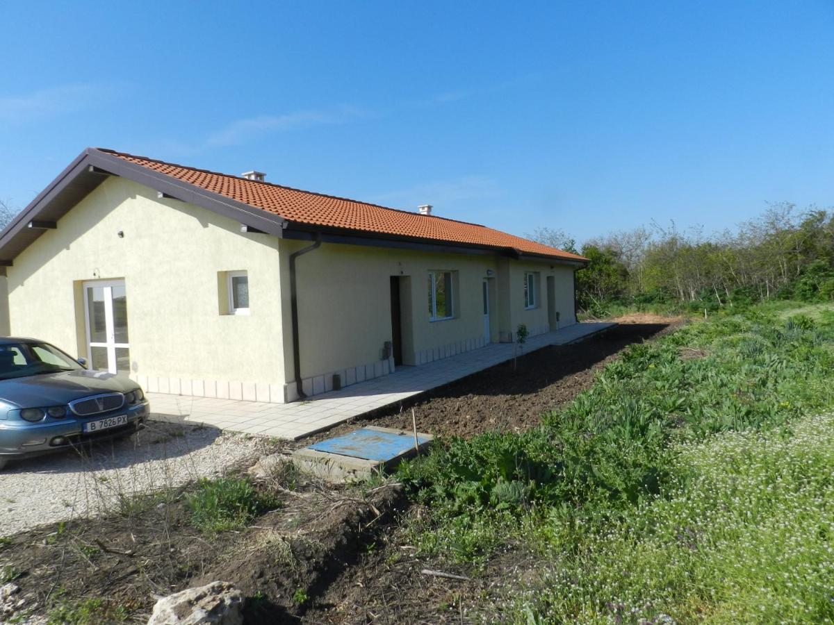 Villa Campo Ezerets Exteriér fotografie
